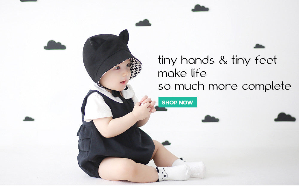 Sophisticated baby socks with animal ears for baby girls and boys.